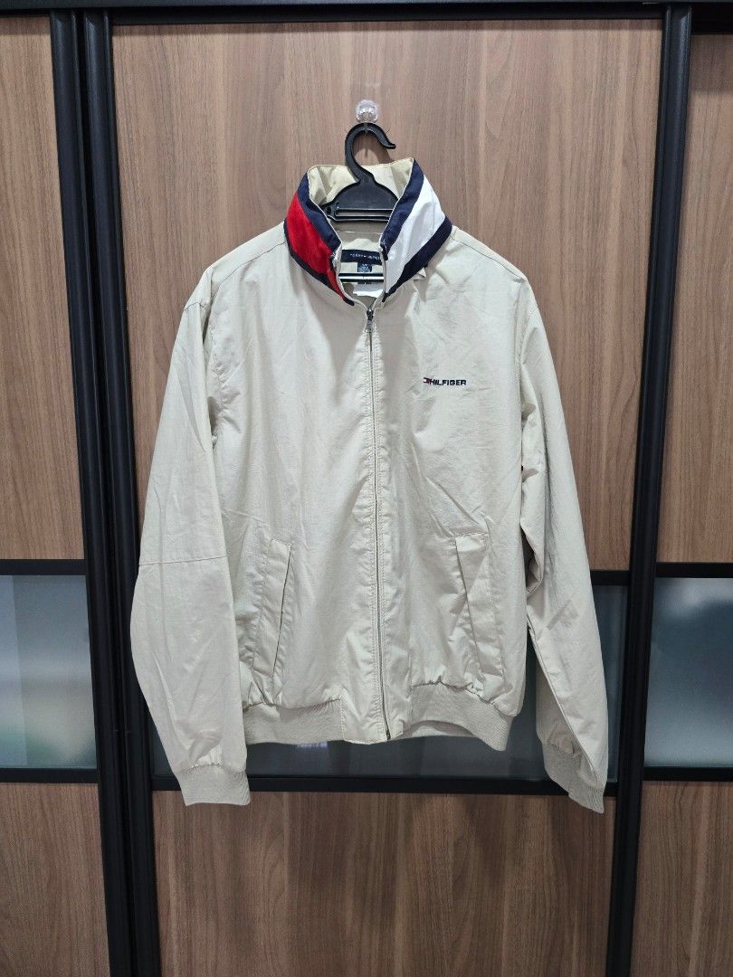 Jacket (Category: Coats, Jackets and Outerwear) located in Puchong. Submitted by t.boutique (Listing ID 1369017988, Image 3). Description: Giordano L size Tommy Hilfigier L size Lanesfen (china brand) XL size Take all at better price..