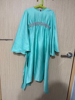 (Category: ) located in . Submitted by switzwardrobe (Listing ID 1369099733, Image 1). Description: .
