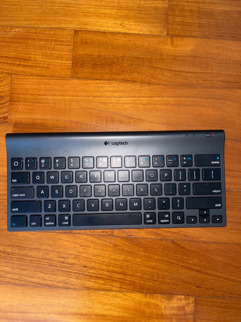 Logitech Tablet Keyboard Bluetooth, Computers & Tech, Parts ...