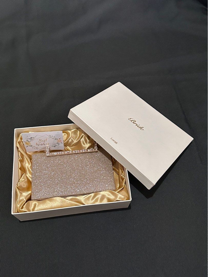 Bridesmaid Hardbound Box & Card Set (Ivory) (Category: Accessory Holder, Box & Organizers) located in Marikina City. Submitted by lorali.ph (Listing ID 1369041891, Image 2). Description: •Hard box (10x8x3 in.) •Free gold, rose gold, silver, black or white name up to 6 letters •silk cloth filler •card Order 5 orders and more- get 10% discount on the total price of bags and boxes.