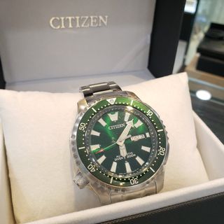 (Category: ) located in . Submitted by notorious_watches (Listing ID 1369093981, Image 1). Description: .