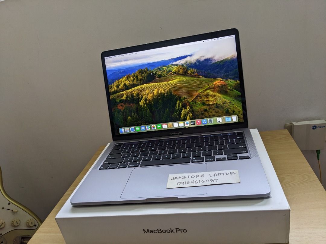 Macbook Pro 13 2020 Apple M1 8GB 256SSD (Category: Laptops & Notebooks) located in Quezon City. Submitted by janstore-computer-trading (Listing ID 1368975832, Image 1). Description: Model : Macbook Pro 13 inch M1 2020 Condition : Slightly Used , Very smooth , Complete with Box Price : 29,999 Specs Processor : Apple M1 Chip Ram : 8 GB Unified Memory Storage : 256 GB SSD Screen size : 13 inch Retina Display (2560 x 1600) Battery Cycle - 164 Only , 