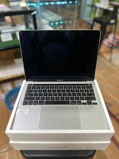 (Category: ) located in . Submitted by bam.gadgets (Listing ID 1369071906, Image 1). Description: .