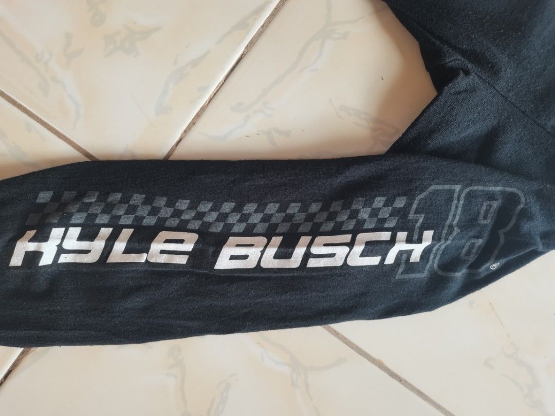 Nascar M&M Kyle Busch Long Sleeve Shirt (Category: Coats, Jackets and Outerwear) located in La Trinidad. Submitted by randoruthrifts (Listing ID 1368966721, Image 3). Description: Nascar M&M Kyle Busch Long Sleeve Shirt Cut tag Dimes : Length = 28 Width : 19.