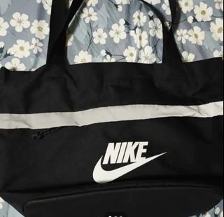 (Category: ) located in . Submitted by fishpisces (Listing ID 1368953517, Image 1). Description: .