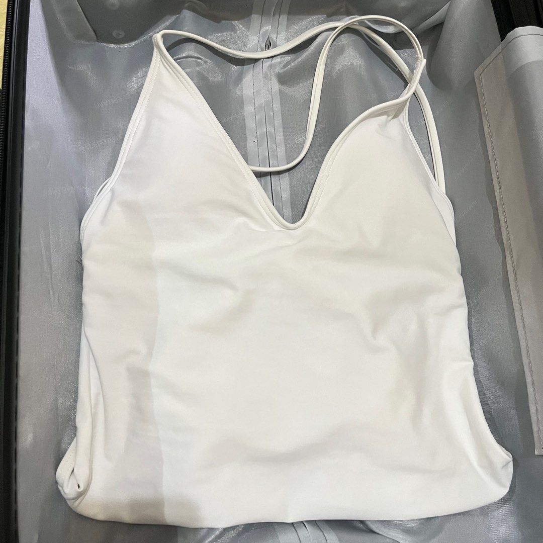 One Piece Swimsuit (Category: Bikinis & Swimsuits) located in Cabanatuan. Submitted by yusitems (Listing ID 1369068559, Image 3). Description: Never been used Makapal fabric! Perfect for XS to Small 📦 Shipping via J&T.