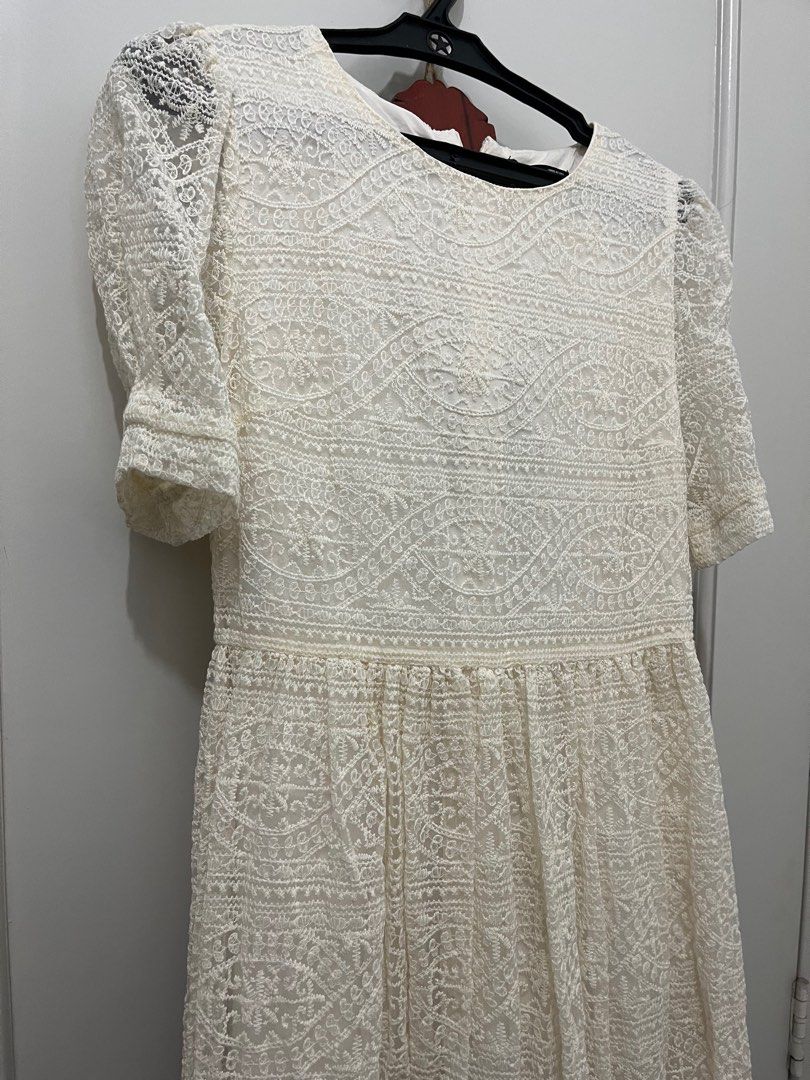 Puff sleeve lace dress (Category: Dresses) located in Mandaluyong City. Submitted by miktiu (Listing ID 1369076034, Image 2). Description: Unused wrong size bought from Dazy Size small No when worn! Brand new!!! Size chart posted in photo gallery! Pick up of buyer in sta mesa. GCASH OR BDO only. .