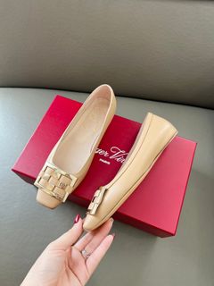 (Category: ) located in . Submitted by comfyshoe (Listing ID 1369015351, Image 1). Description: .