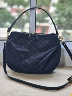 (Category: ) located in . Submitted by muimui.lee69@gmail.com (Listing ID 1369065399, Image 1). Description: .