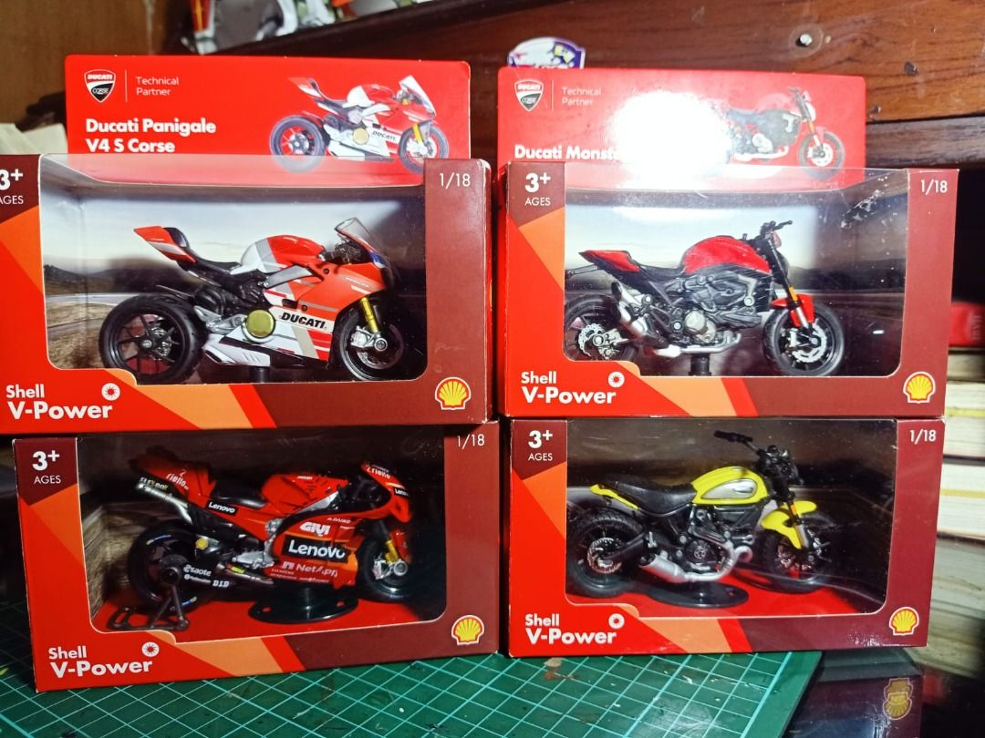 Shell x Ducati diecast 2024 fullset, Toys & Collectibles, Mainan di ...