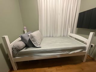 (Category: ) located in . Submitted by tinetm (Listing ID 1369065107, Image 1). Description: .