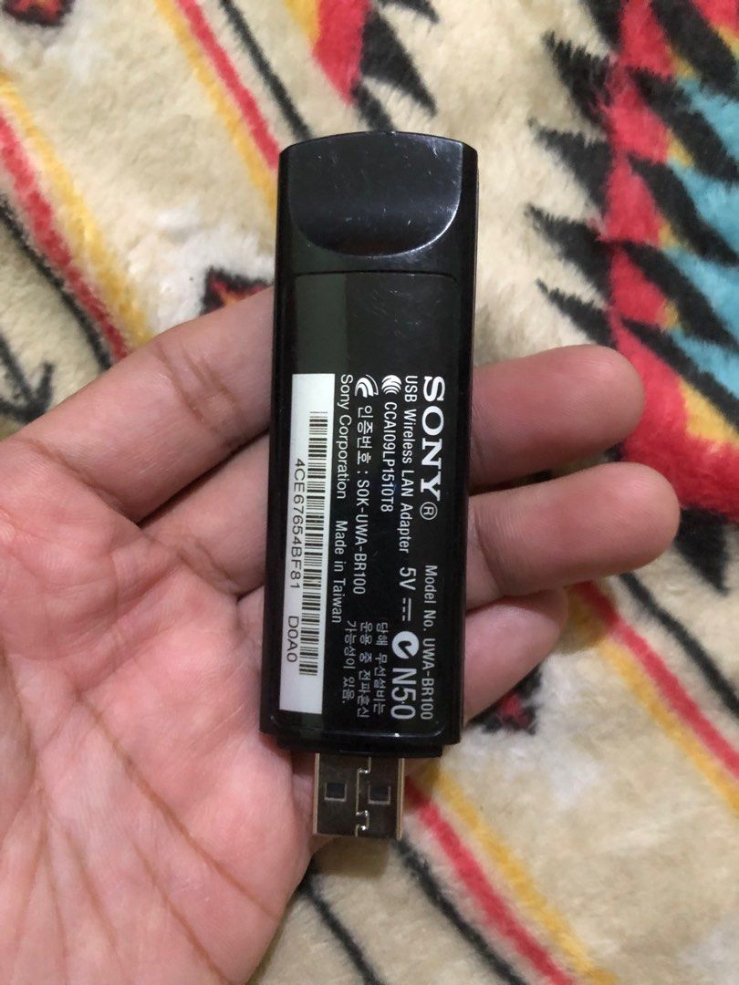 Sony USB wireless Lan Adapter UWA-BR100 (Category: Networking) located in Quezon City. Submitted by markgolveo (Listing ID 1368989602, Image 3). Description: Sony USB wireless Lan Adapter UWA-BR100.