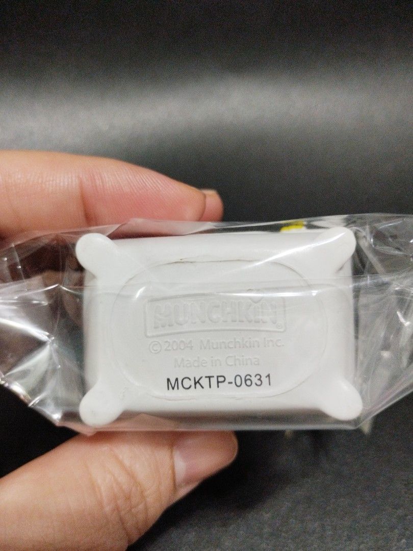 Spongebob (Munchkin) (Category: Vintage Collectibles) located in Manila. Submitted by krystalchewey_ (Listing ID 1369068478, Image 3). Description: Actual Photo Posted 159php.