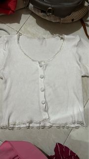 (Kategori: ) berada di . Dikirim oleh thriftingbyyck (ID iklan 1369044764, Gambar 1). Deskripsi: .