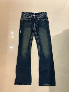 (Category: ) located in . Submitted by disneynpreloved (Listing ID 1368993666, Image 1). Description: .