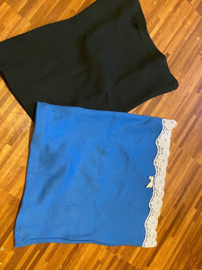 Tube Tops (Category: Others Tops) located in Las Pinas. Submitted by ruegars (Listing ID 1369030329, Image 1). Description: RFS: wrong size Sire buyer can get a discount .