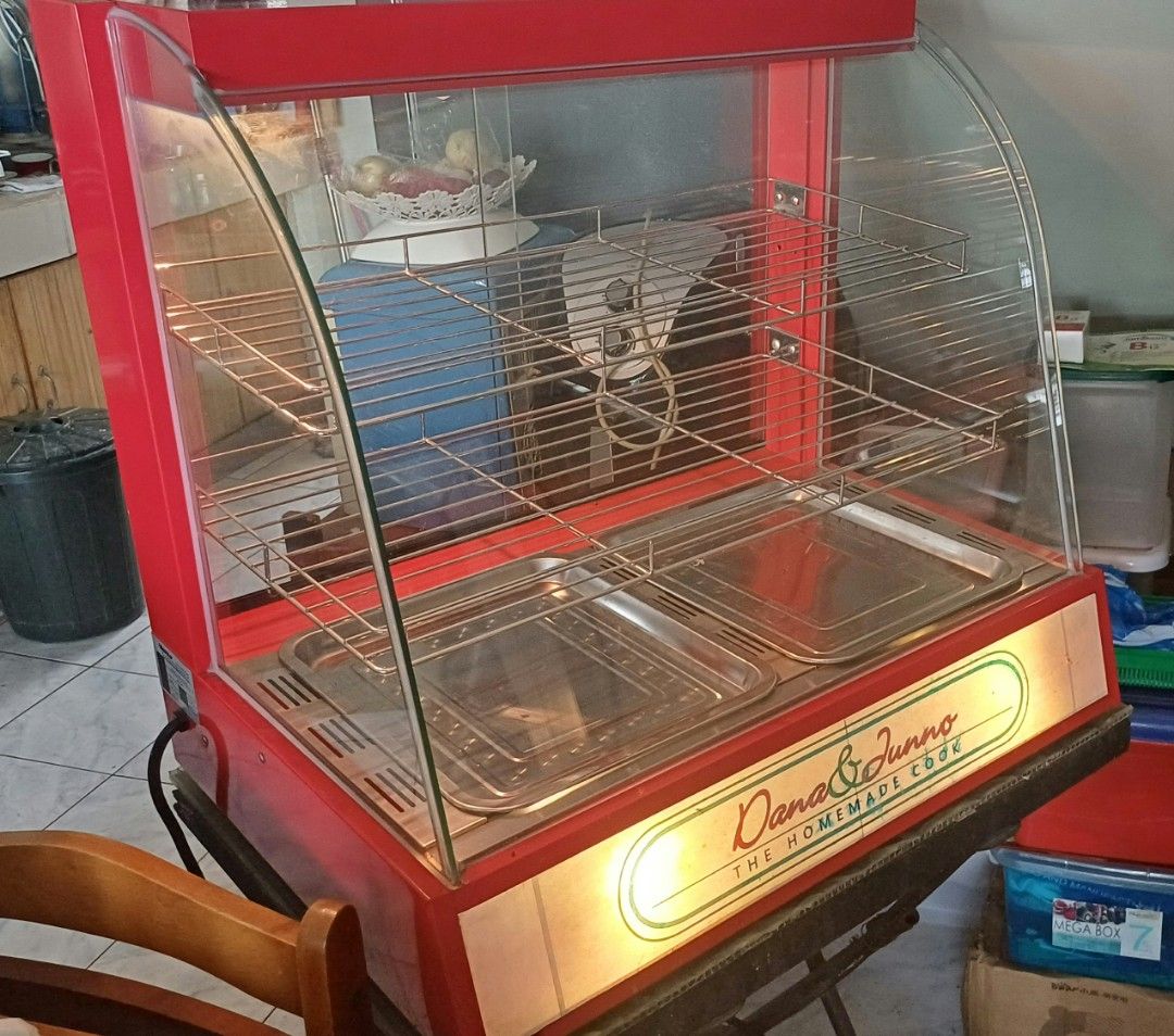 Verly Warming Showcase BV-808 (Category: Food Organization & Storage) located in Caloocan City. Submitted by junmadrid (Listing ID 1369016460, Image 1). Description: Verly Warming Showcase Model: BV-808 Php 7,500.00 (slightly negotiable) The item is in excellent working condition, warms up pretty good. Almost new..