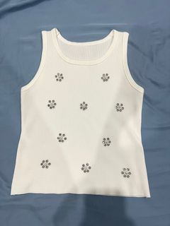 White sleeveless rhinestone top
