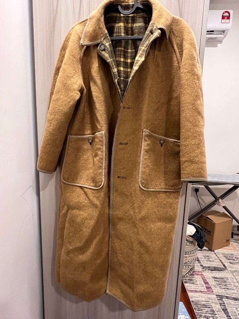 Wool winter jacket (Category: Coats, Jackets and Outerwear) located in Kuala Lumpur. Submitted by sitikuke (Listing ID 1369100696, Image 2). Description: Reversible wool jacket..