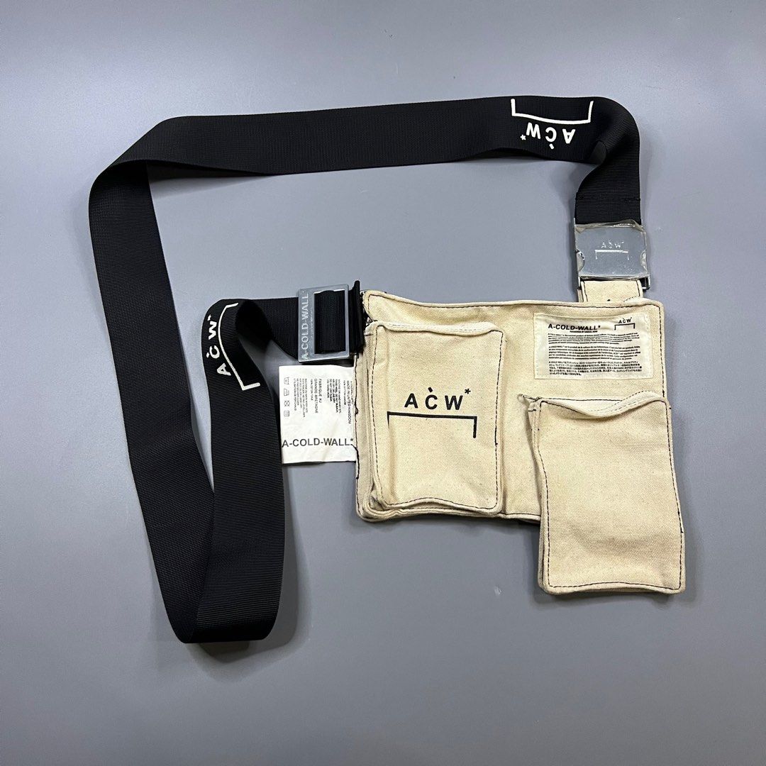 ACW - A Cold Wall - Tri Pocket Canvas Utility Holster Bag (Category: Sling Bags) located in Paranaque City. Submitted by millennial_goodz (Listing ID 1369225342, Image 2). Description: WTS ACW by Samuel Ross - A Cold Wall Tri Pocket Canvas Utility Holster Bag One Size Authentic - Excellent P3,499 only DM.