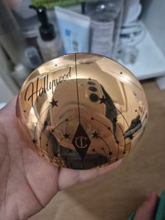 Authentic Charlotte Tilbury Glow Glide Highlighter in Champagne Glow