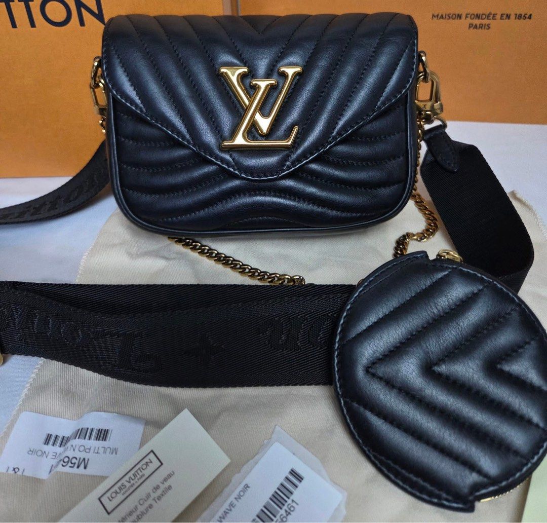 Authentic Lv pochette multi new wave black (Category: Luxury Bags & Wallets) located in Quezon City. Submitted by jhaediah (Listing ID 1369180596, Image 2). Description: pochette multi new wave black Microchip Complete inclusion free pabitbit Korea .