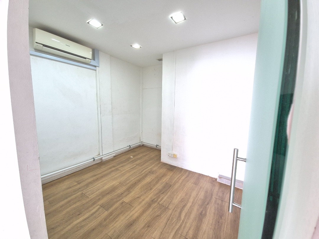 (Category: ) located in . Submitted by joshchanproperty.sg (Listing ID 1359345732, Image 1). Description: .