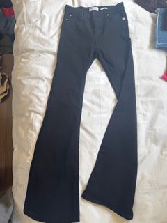 (Category: ) located in . Submitted by kewlclothes (Listing ID 1369241146, Image 1). Description: .