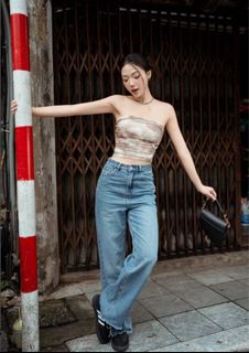 (Category: ) located in . Submitted by ynv.closet (Listing ID 1369139685, Image 1). Description: .