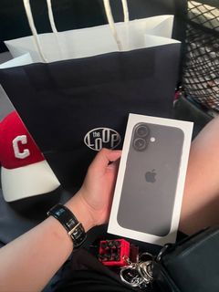 BRAND NEW! FOR SALE! IPHONE 16 256GB
