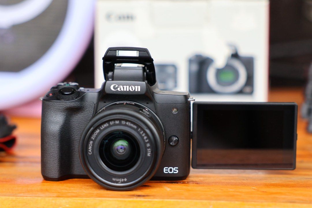CANON EOS M50 MARK II MIRRORLESS VLOGGING CAMERA (Category: Cameras) located in Manila. Submitted by lenascamera (Listing ID 1369143183, Image 1). Description: NOTE: Sa dami po ng message na natatangap ko, naka hold napo ang Mga message hindi napo ako makapag reply pero na babasa ko kaya hanggat maari mag direct na kayo sa page ko sa facebook Lenas camera para nakareply ako agad salamat. CANON EOS M50 MARK II MIRRORLESS VLOGGING CAMERA 35,000 ONL