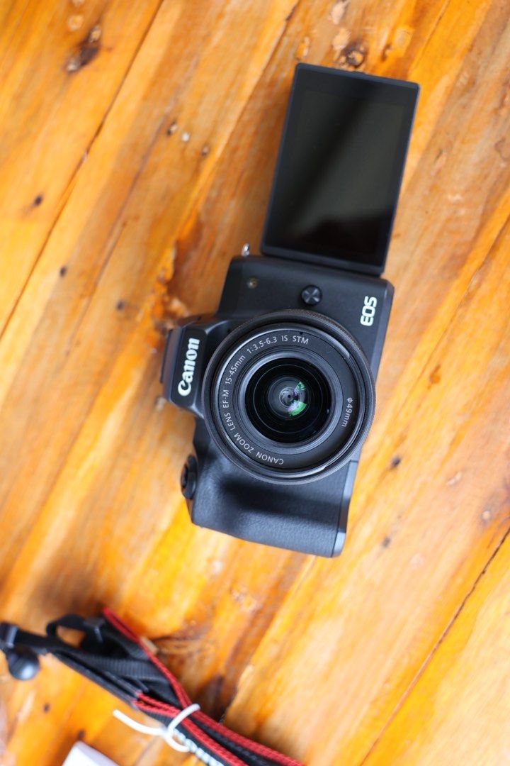 CANON EOS M50 MARK II MIRRORLESS VLOGGING CAMERA (Category: Cameras) located in Manila. Submitted by lenascamera (Listing ID 1369143183, Image 2). Description: NOTE: Sa dami po ng message na natatangap ko, naka hold napo ang Mga message hindi napo ako makapag reply pero na babasa ko kaya hanggat maari mag direct na kayo sa page ko sa facebook Lenas camera para nakareply ako agad salamat. CANON EOS M50 MARK II MIRRORLESS VLOGGING CAMERA 35,000 ONL