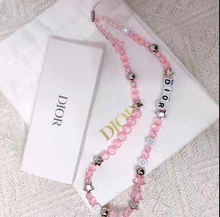 (Category: ) located in . Submitted by buysellcloset (Listing ID 1369190345, Image 1). Description: .