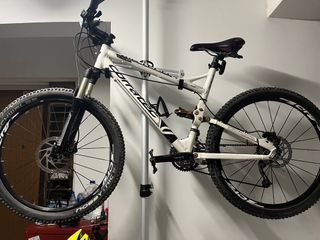(Category: ) located in . Submitted by andyt1619 (Listing ID 1369257840, Image 1). Description: .