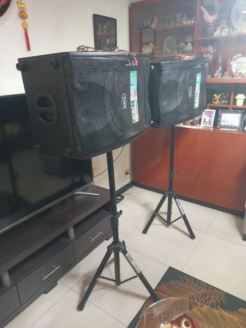 DB Audio Speaker Set w/ Stand (Category: Soundbars, Speakers & Amplifiers) located in Quezon City. Submitted by paconcillo (Listing ID 1369231865, Image 2). Description: 15" CS-1588AL speakers w/ free Plugs Brand New Condition Brand new Stand SOLD AS SET.