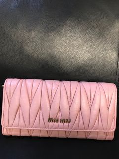 (Kategori: ) berada di . Dikirim oleh bag_tilas (ID iklan 1369140717, Gambar 1). Deskripsi: .