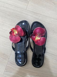 (Category: ) located in . Submitted by aewardrobe (Listing ID 1369140427, Image 1). Description: .