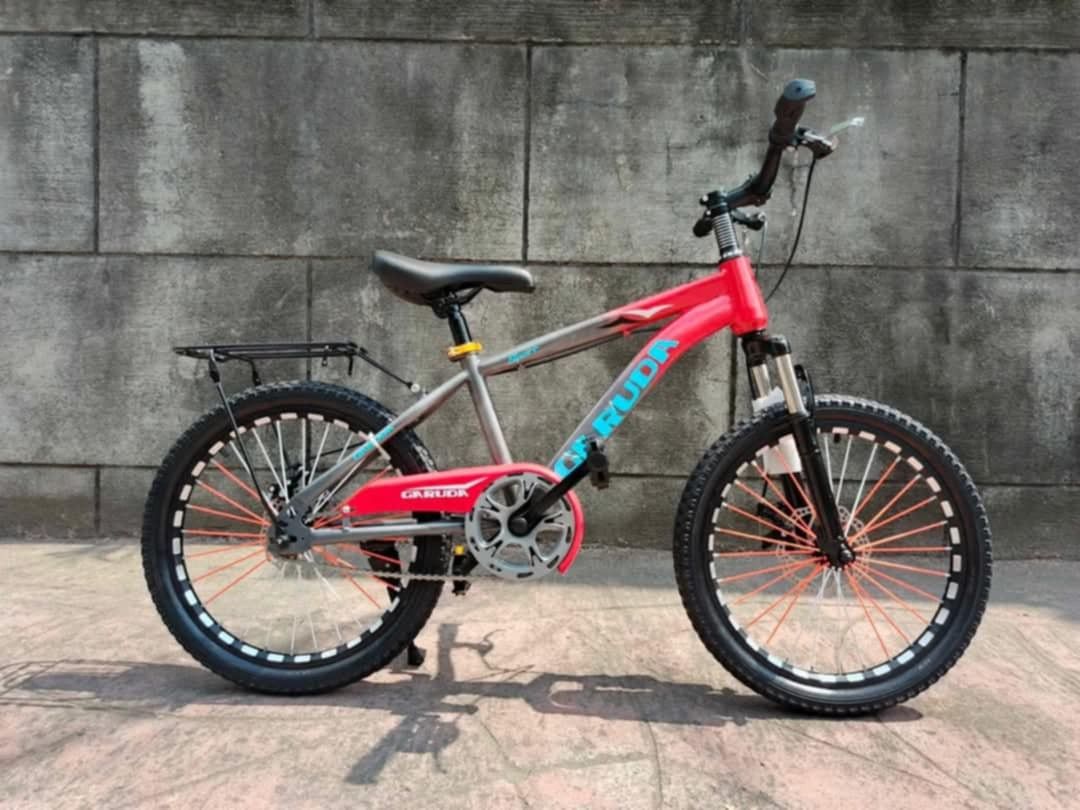 👉GARUDA MINI 2TONE MTB SIZE 20 (#992) (Category: Bicycles) located in Antipolo. Submitted by mgrace0920 (Listing ID 1369197089, Image 3). Description: NEW ARRIVAL‼️SUPER BUDGET MINI MTB 20ER‼️😱😍 👉GARUDA MINI 2TONE MTB SIZE 20 (#992) ✅FREE ASSEMBLE ▪️3,300ONLY👌 Available color 🚲Red yellow 🚲Gray red 🚲Gray blue 🚲Blue lightblue QUICK SPECS: 🚴‍♂️TIRE SIZE 20ER 🚴‍♂️HIGH QUALITY STEEL FRAME 🚴‍♂️ALLOY RIM 🚴‍♂️ALLOY STEM 🚴‍♂️DUAL DISC BRAKE 