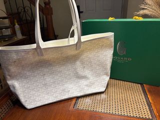 Goyard Saint Louis bag