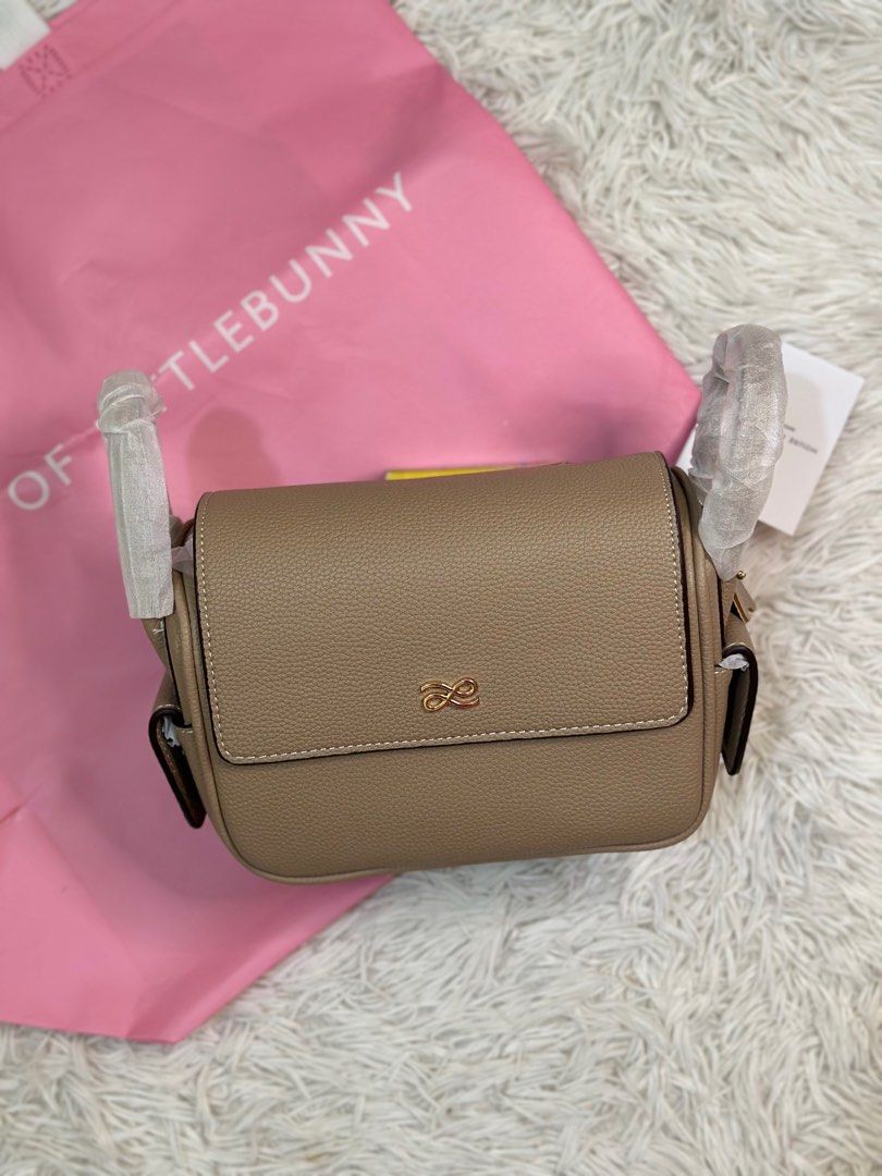 HOLB Bag Treasure20 (Category: Shoulder Bags) located in Bacoor. Submitted by ericapot (Listing ID 1369299412, Image 1). Description: .