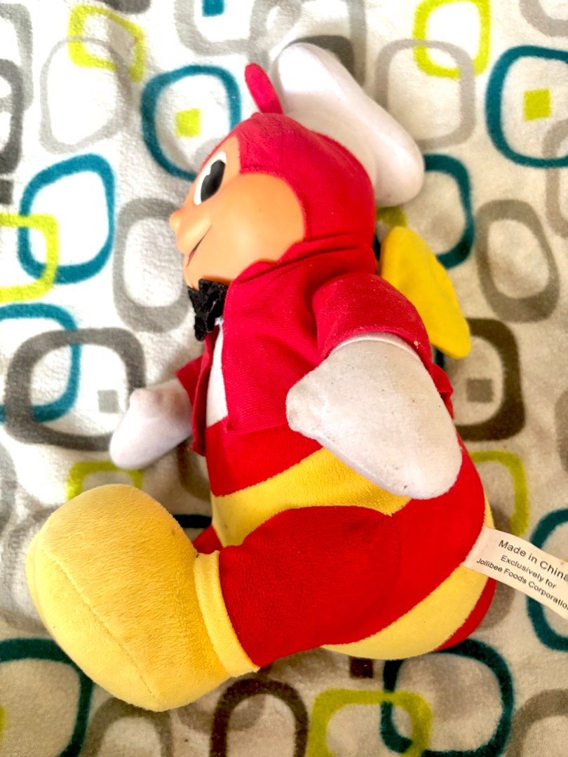 Jollibee Talk n Blush Doll (Category: Designer & Blind Box Toys) located in Taytay. Submitted by michidc (Listing ID 1369170423, Image 2). Description: Jollibee Talk n Blush Doll 2500 only (Wala na sa Stores nito) Brand new Lost dust bag 9/10 needs cleaning Selling as is Di na kasi natest ulit Buy at your own risk.