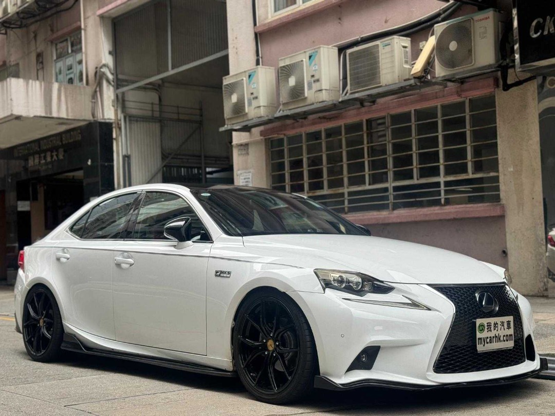 Lexus IS300H F SPORT Auto628631718259211120