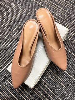 (Category: ) located in . Submitted by preloved.byfiqa (Listing ID 1369216495, Image 1). Description: .
