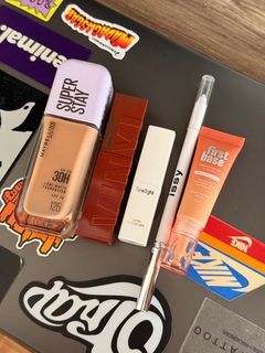 Makeup bundle
