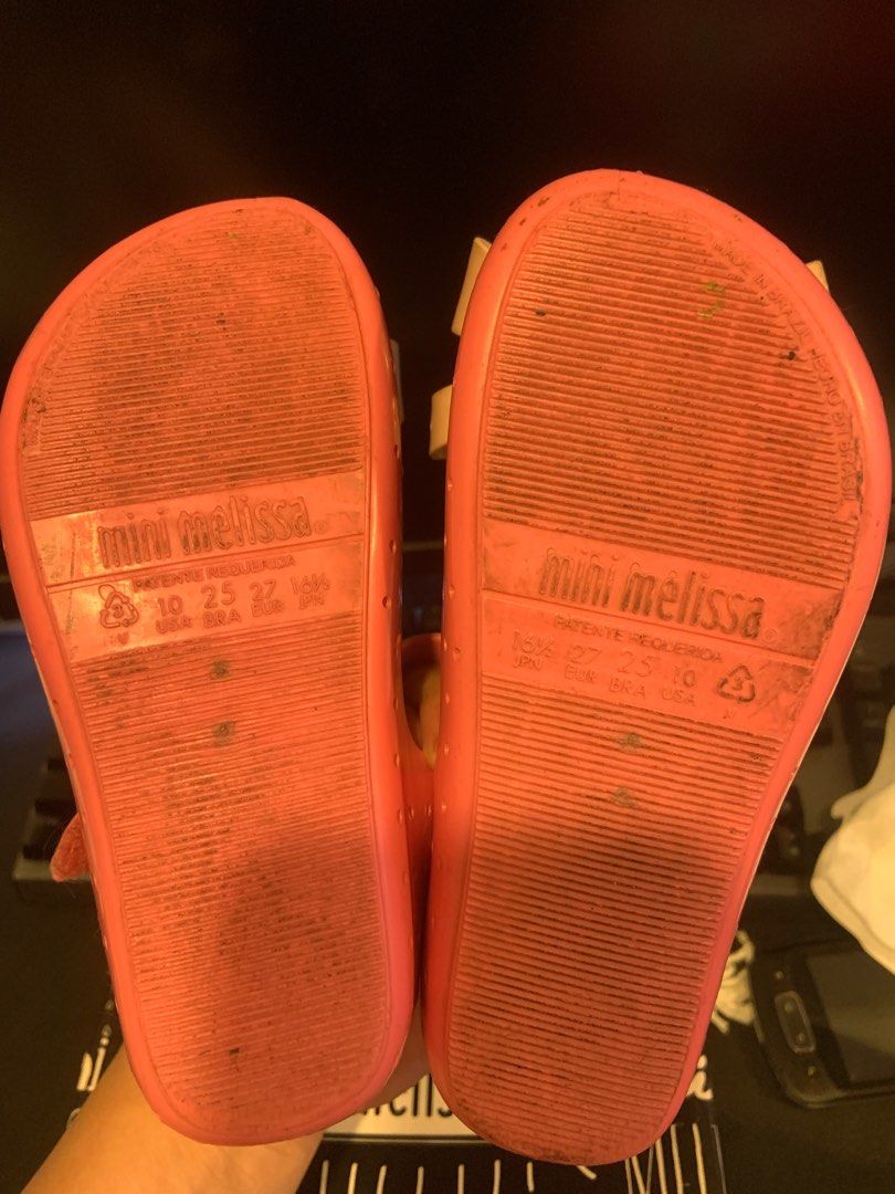 Mini Melissa Furadinha XI US10 (Category: Babies & Kids Fashion) located in Rizal. Submitted by iamthere.lu (Listing ID 1369206037, Image 3). Description: Likenew condition US10 W/ minimal scent W/ box only RFS: outgrown/decluttering Gcash/Maya/UB J&T/gogoexpress/lalamove.