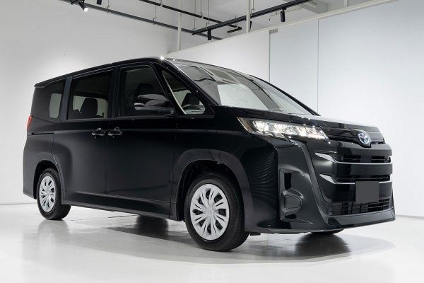 $107 only! Car rental phv! Hybrid noah62872682473730111