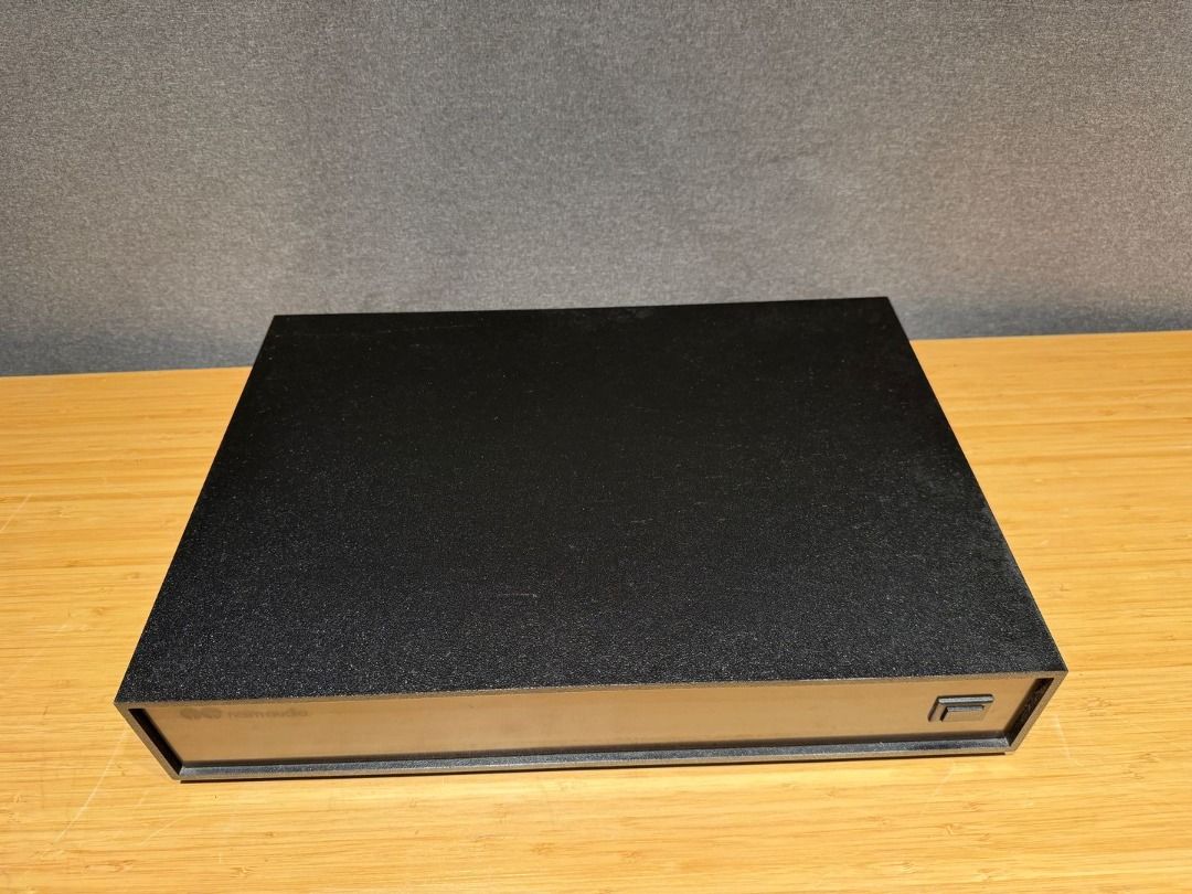 Naim NAC 102 and NAP 180 (Category: Soundbars, Speakers & Amplifiers) located in Singapore. Submitted by absolute_sound_preowned (Listing ID 1369163405, Image 2). Description: Well Used. Condition: 6-7/10 The Naim NAC 102 is a versatile preamplifier known for its high-quality sound reproduction and user-configurable inputs. Developed using insights from Naim’s flagship NAC 52, the NAC 102 offers features such as full infrared remote control and c