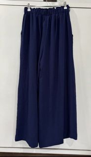 (Category: ) located in . Submitted by clearingmyimpulsebuys (Listing ID 1369267870, Image 1). Description: .