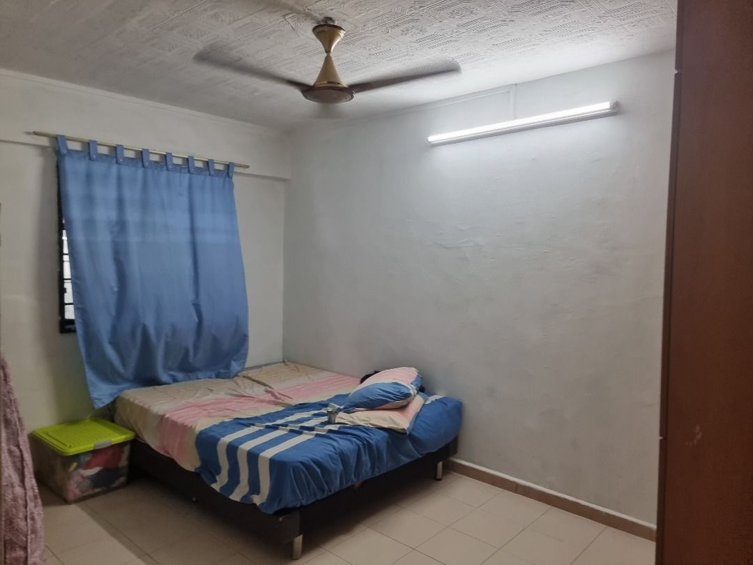 Nice Hdb unit for sale.Very near to MRT62863074311171114