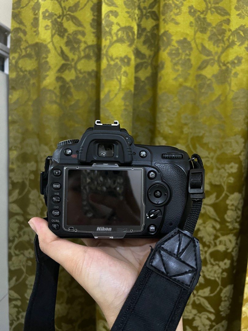 Nikon D90 (Category: Cameras) located in Manila. Submitted by preloved_essentials (Listing ID 1369292050, Image 2). Description: Issue: Fell then may crack and shutter see photos for reference) but can be fixed naman po photos can still be viewed comes with ASF-Nikkor 18-55mm lens 12.9 megapixel DX-format CMOS sensor (effective pixels: 12.3 million) 3.0-inch 920,000 pixel (VGA x 3 colors) TFT-LCD (same as D3 and D300) Live View with contrast-dete
